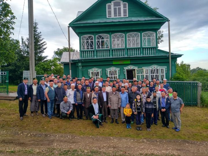 Изге Корбан гаете районыбызның һәр мәчетендә оешкан төстә узды