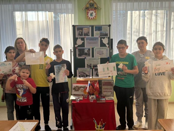 «Доверие» тернәкләндерү үзәгендә Холокост корбаннарын искә алдылар