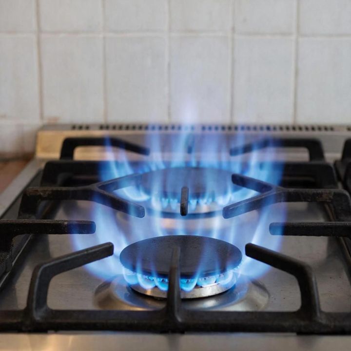 Газ хезмәткәрләре барлык йортларга планлы техник хезмәт күрсәтә алмый