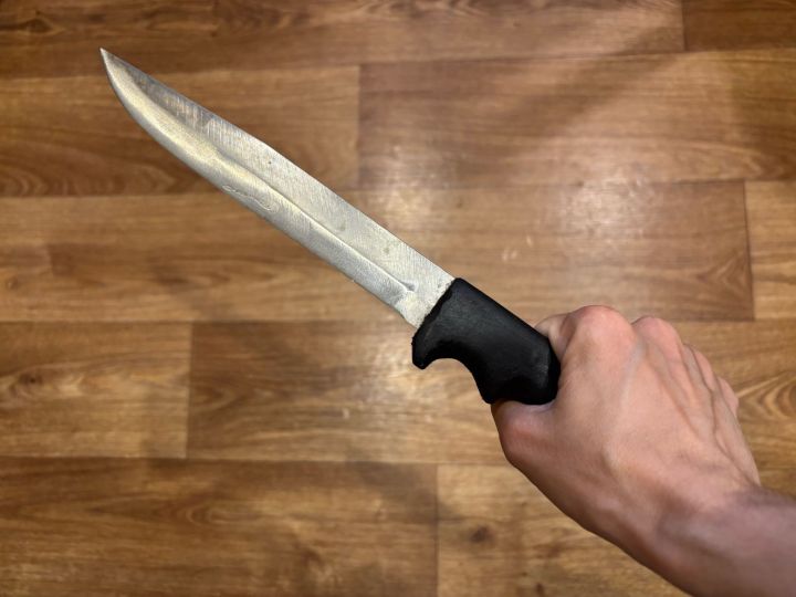 Яшел Үзәндә яшәүче хатын-кыз иренә пычак белән ташланган