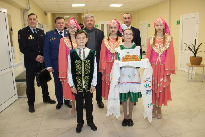 Олы Ачасыр хисап сессиясе бик җылы, оешкан төстә узды