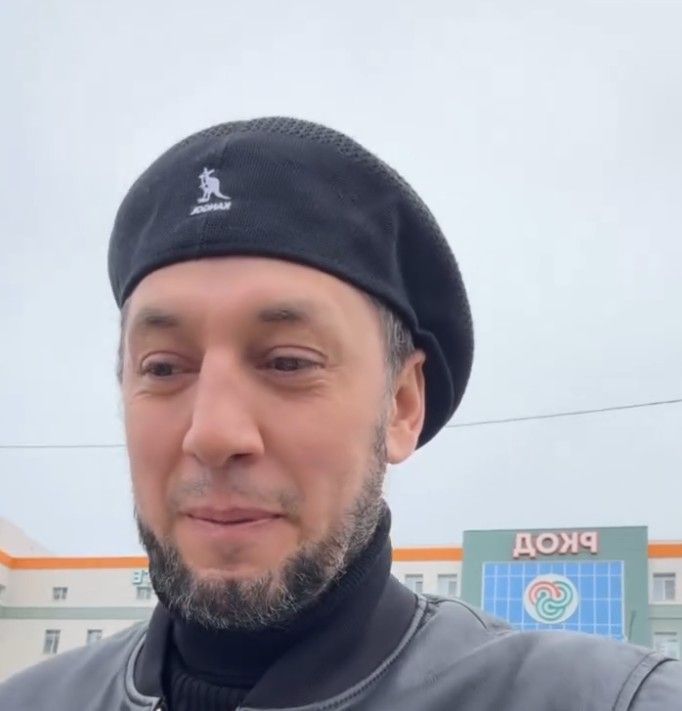 «Язмышымның тагын бер сынавы» - Фирдүс Тямаев онкологик хастаханә юлында йөри