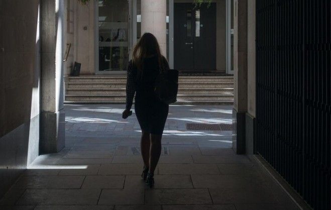 Яшүсмерләр 50 яшьлек хатын-кызга һөҗүм иткән