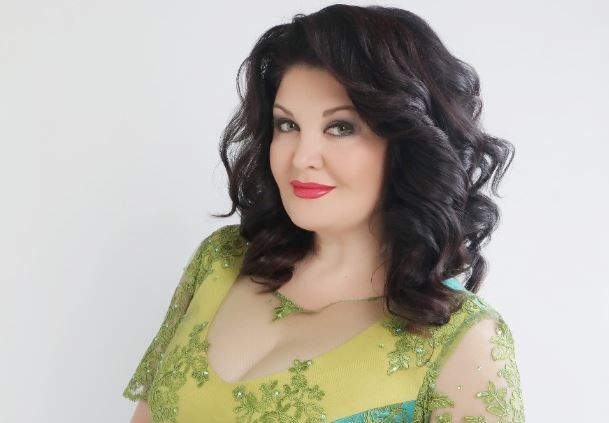 Ләйсән Мәхмүтовага сихер салганнар?!