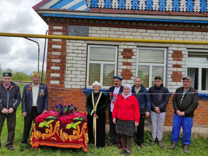 Батырлыкка урын һәрвакыт бар! Татар Наратлысы авылында 9 майда өч вакыйга билгеләп үтелде