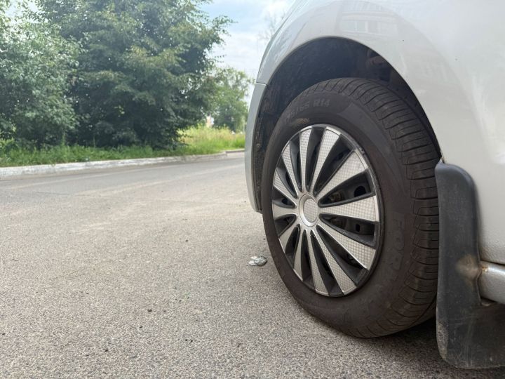 Яшел Үзән районында 44 яшьлек хатын-кыз машина көпчәкләре астында калган