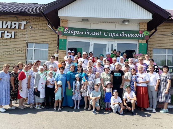 Гаилә – ул шатлык: җылылык, яктылык