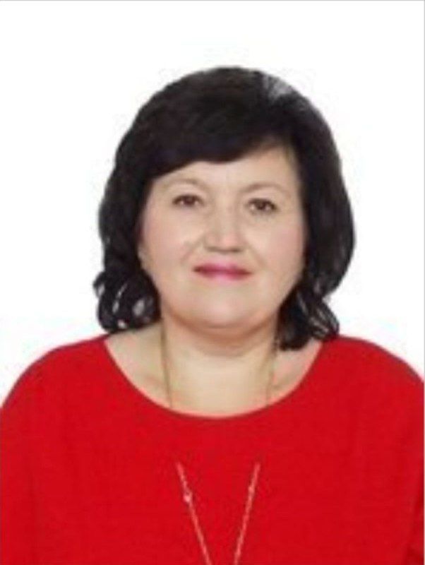 10нчы гимназия укытучысы педагогик эшчәнлектәге казанышлары өчен бүләккә ия булды