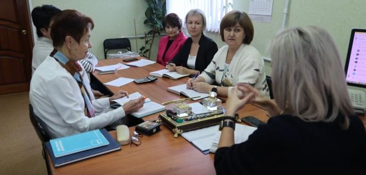 «Паратск» студиясе редакциябез турында сюжет төшерде