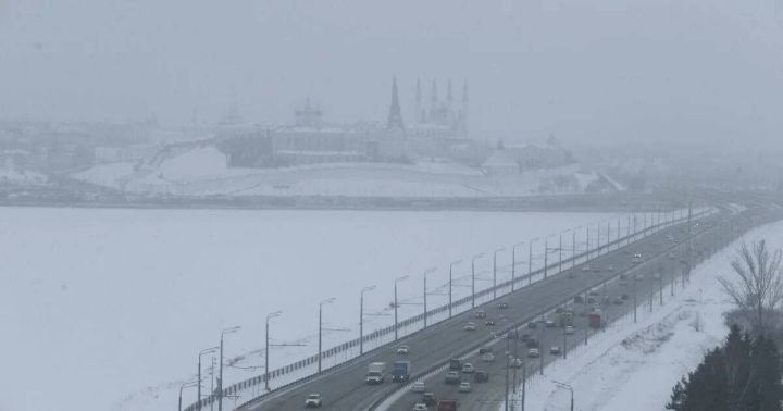 Рөстәм Миңнеханов татарстанлыларны салкын көннәрдә сак булырга өнди