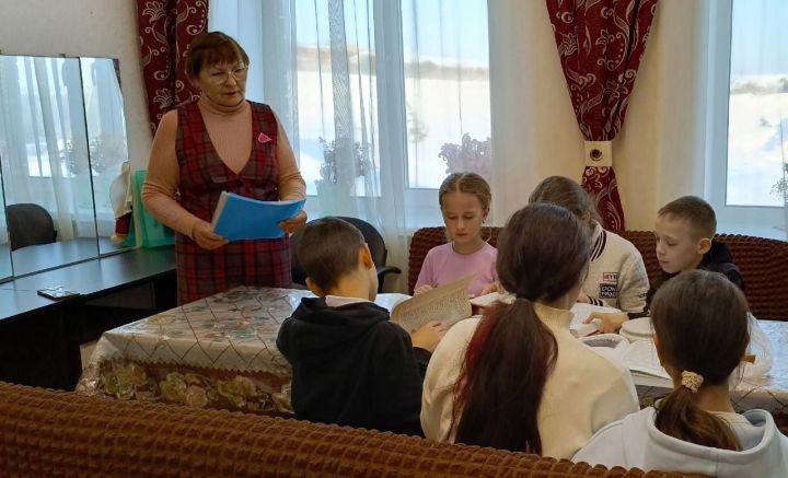 Бакырчы мәдәният йортында хәтер сәгате үтте
