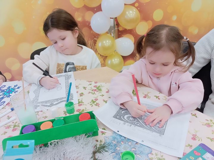 Олы Ачасыр авылында балалар өчен рәсем бәйгесе узды