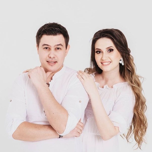 «Мактаулы исем артыннан йөрергә вакытлары юк»: Алинә – Азат Кәримовлар гаиләсендә куаныч
