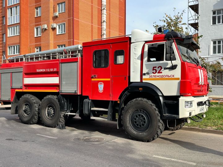 Сәйдәшев урамындагы фатир балконында балалар аркасында янгын чыккан