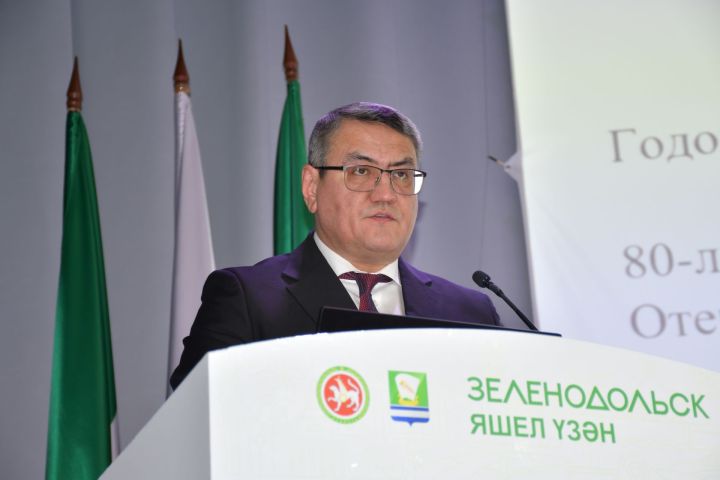 Яшел Үзән район үзәк хастаханәсенең 2025 елгы эшчәнлегенә йомгак ясалды