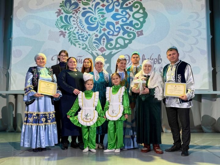 Яшел Үзәннең Мәдәни үсеш үзәгендә «Эхо веков в истории семьи — Тарихта без эзлебез» республика бәйгесе узды