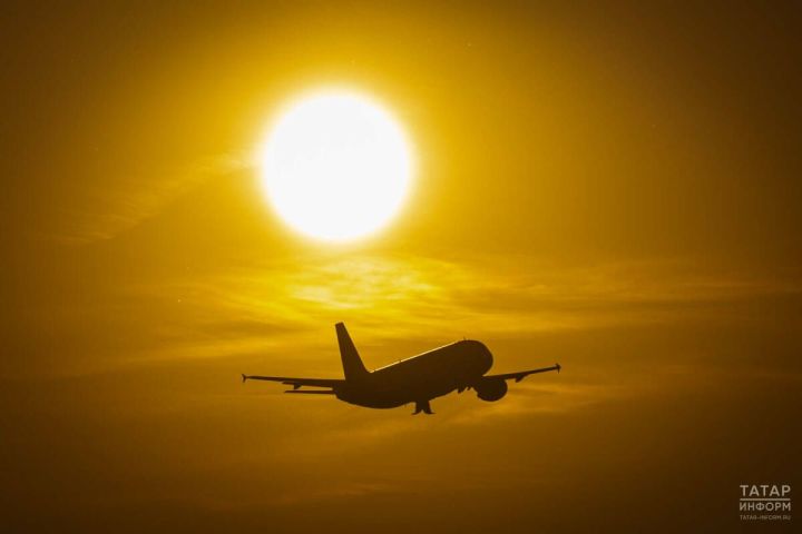 Дубайдан Казанга беренче самолет кайтты