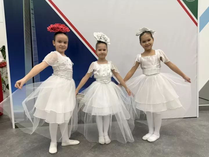 Яшел Үзәннең Мәдәни үсеш үзәгендә 8 Март — Халыкара хатын-кызлар көненә багышланган бәйрәм концерты узды