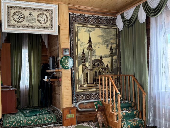 «Танышыбыз намаз укымый, әмма терлекне бисмилла әйтеп чала. Бу ит хәләл була аламы?» (СОРАУ-ҖАВАП)