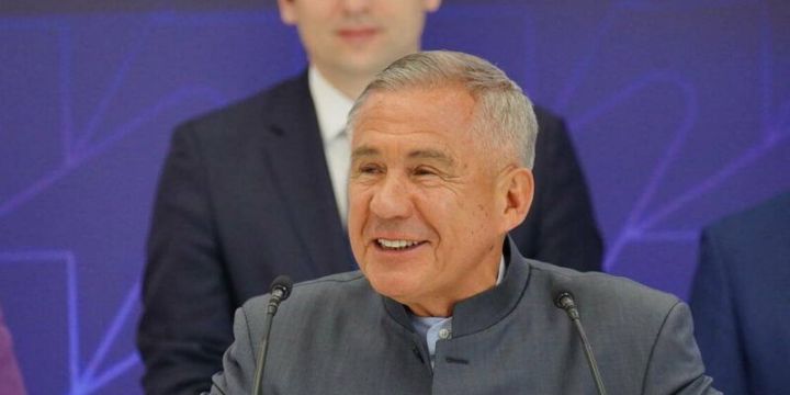Рөстәм Миңнеханов: «Без хаклы рәвештә Татарстанның медицина мәктәбе белән горурланабыз»