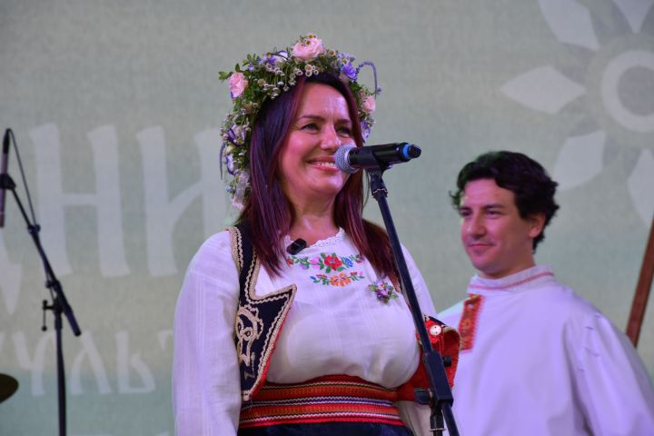 «Иван Купала» бәйрәме Яшел Үзәндә меңләгән кунакны берләштерде