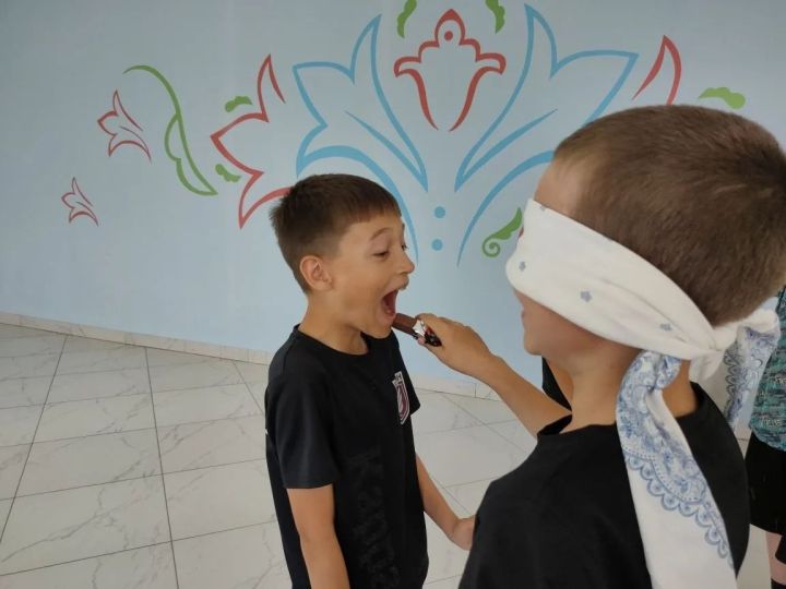 Татар Танае авылында шоколад көнен билгеләп үттеләр