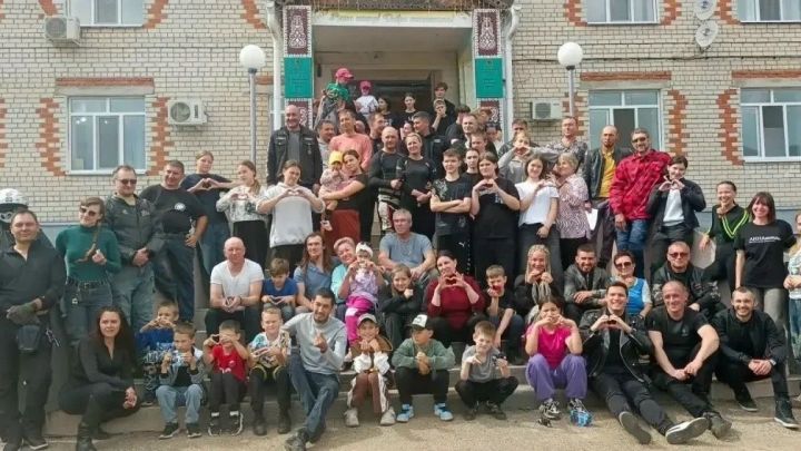 Узган шимбә Норлат балалар йортында чын бәйрәм рухы хөкем сөрде