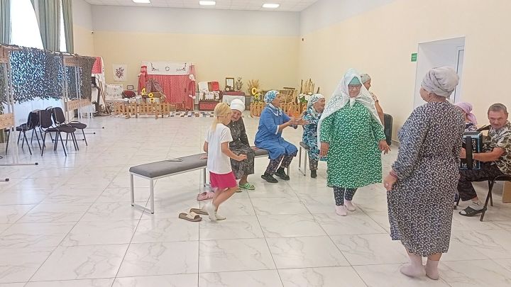Олы Ачасыр авылында «Көйне бел» дигән мәдәни чара узды