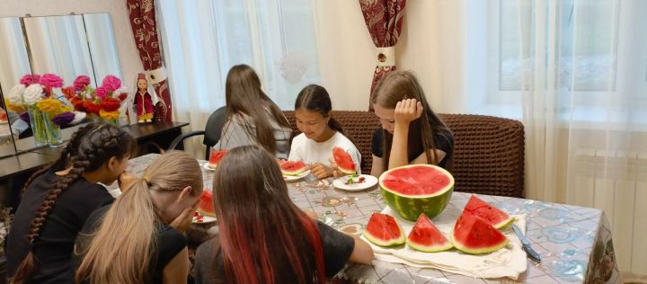 Бакырчы авылында Карбыз көнен бәйрәм иттеләр