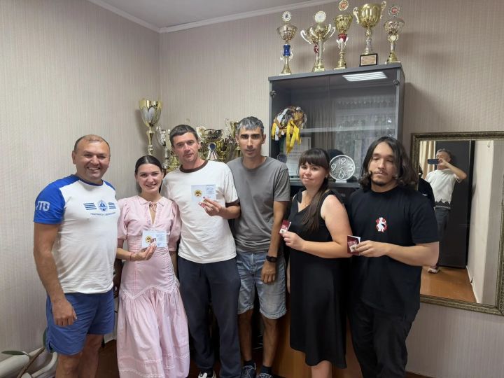 Яшел Үзән районы 4нче спорт мәктәбе тренерлары ГТО билгеләренә лаек булды